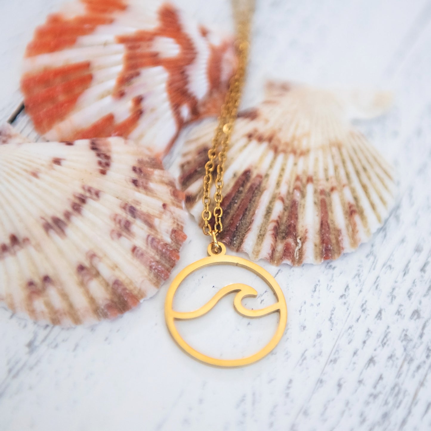 Round Wave Necklace