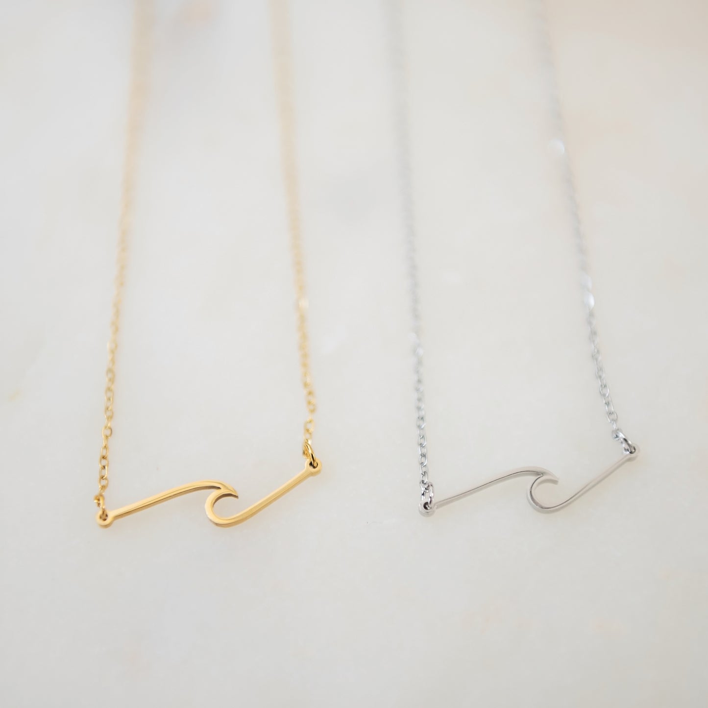 Bar Wave Necklace
